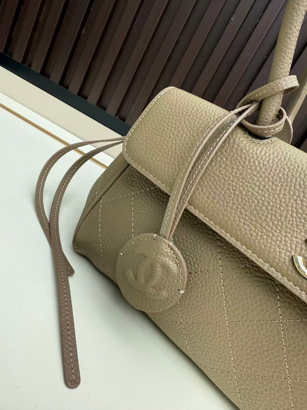 CC SMALL TOTE BAG 30CM TOGO LEATHER