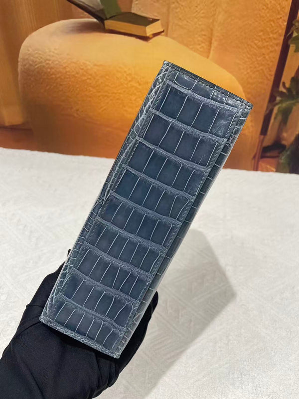 HM Kelly 22cm Dark Blue-Gray Patent Corocodile (Production needs 12 days to complete)