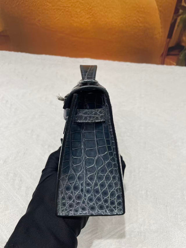 HM Kelly 22cm Dark Blue-Gray Patent Corocodile (Production needs 12 days to complete)