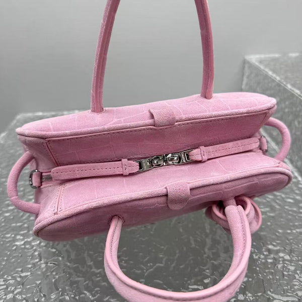 Jacquemus Le Petit Turismo 26cm Pink in Cowhide