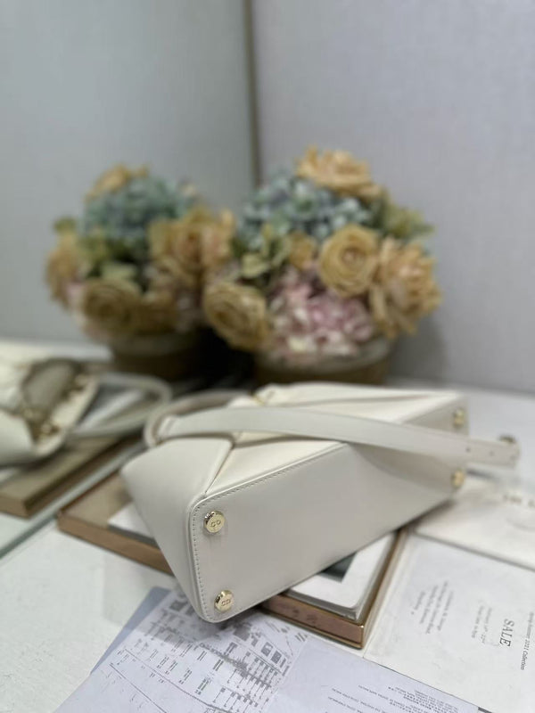 CD 26s Small Cigale Bag White Lambskin