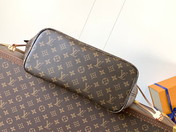 Louis Vuitton Neverfull MM Tote Bag Brown Monogram Canvas with Cowhide