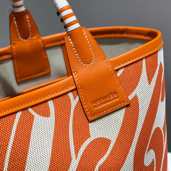 HM Steeple 25 Bag Orange Ivory Calfskin Canvas