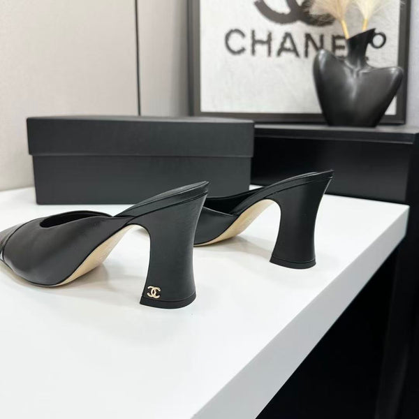 CC 26s Mule 9.5cm Black Sheepskin Patent Calfskin