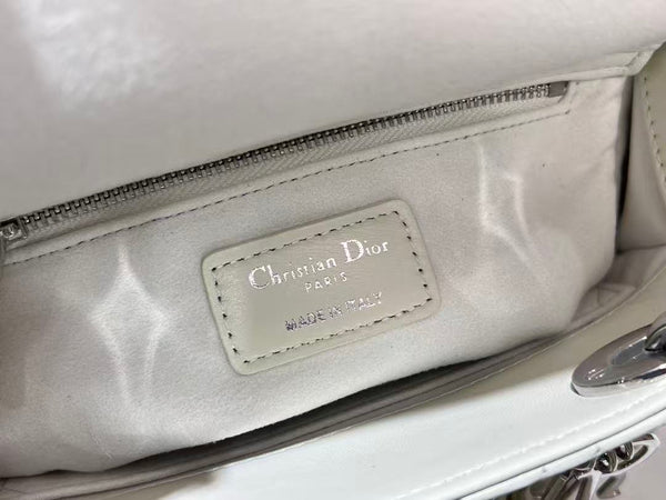 CD Lady Dior 20 Sac Blanc Métal Argenté Agneau