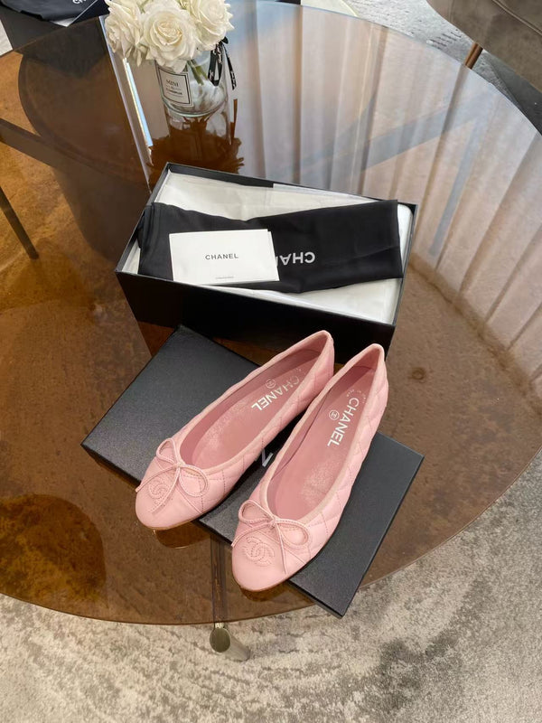 Chanel 2026 Ballet Flat Pink in Cowhide Leather