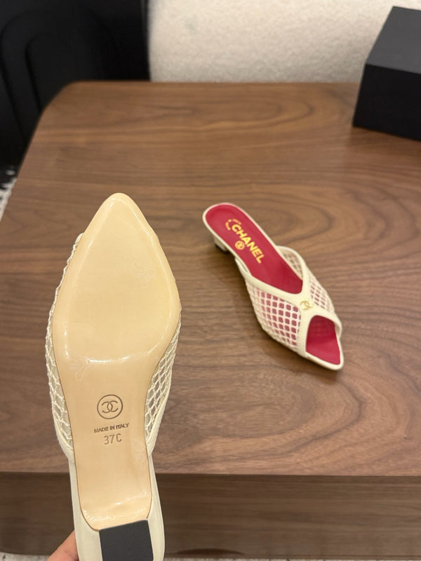 CC 26 Coco Beach Mules 40mm Beige in Mesh