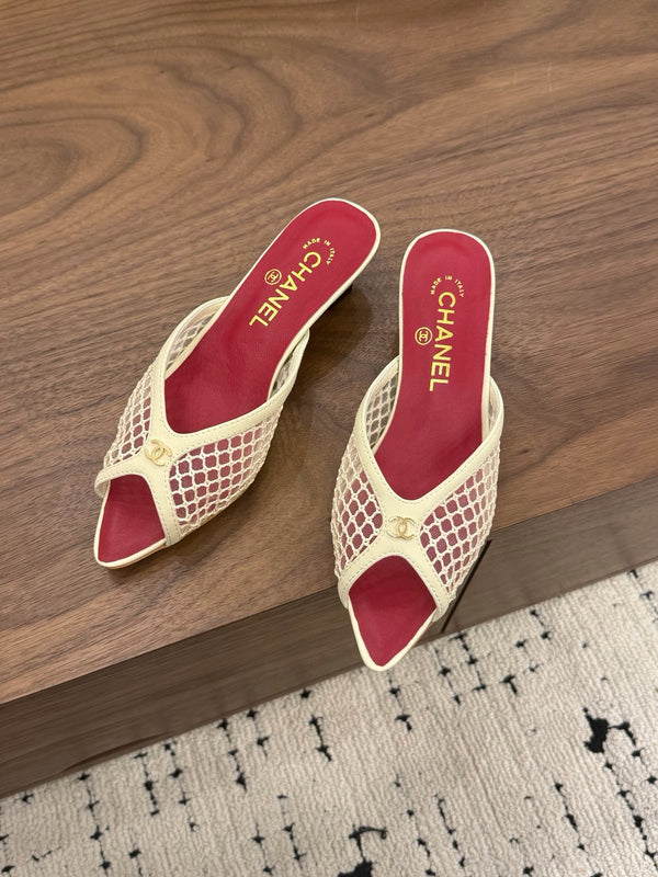 CC 26 Coco Beach Mules 40mm Beige in Mesh