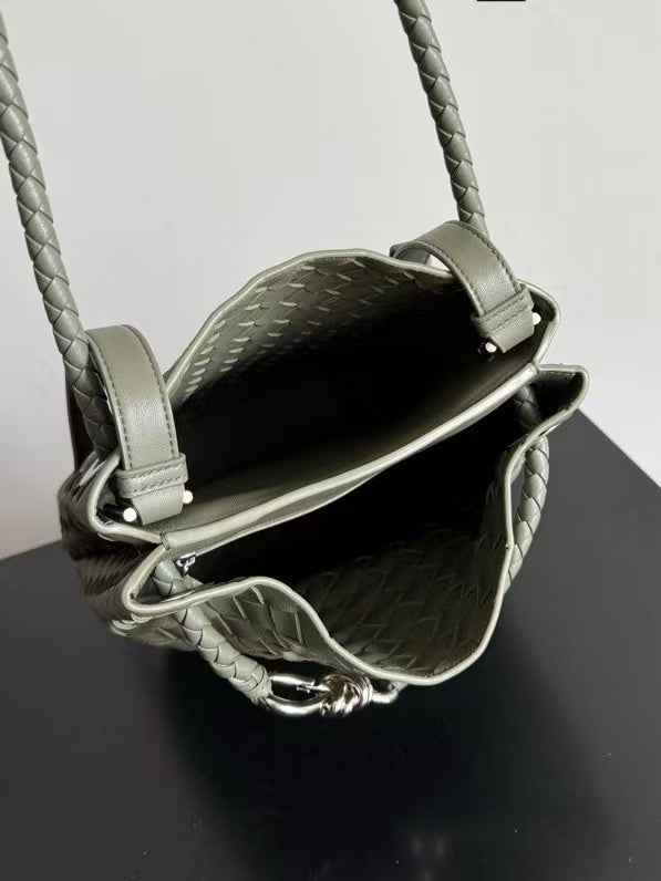 BV Andiamo Small Bucket Bag Olive Green 30cm Lambskin 855758