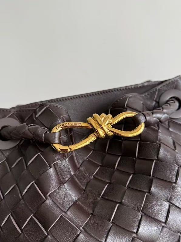 BV Andiamo Small Bucket Bag Brown 30cm Lambskin 855756
