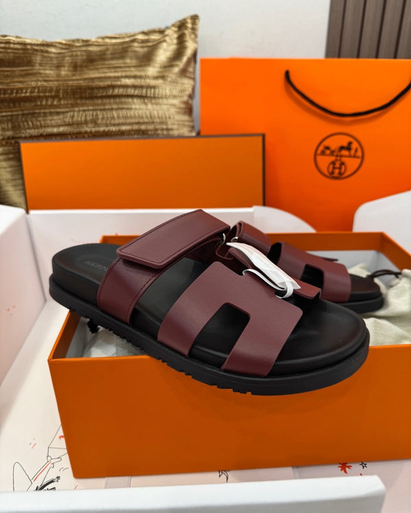 HM 26s Chypre Sandal In Burgundy Cowhide