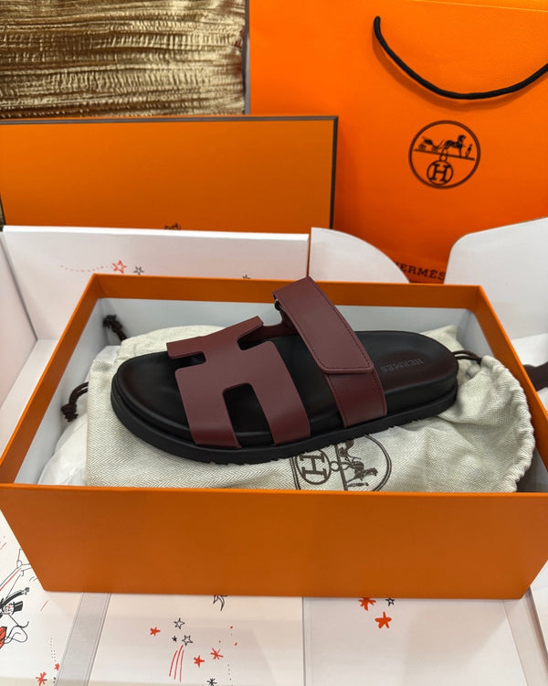 HM 26s Chypre Sandal In Burgundy Cowhide