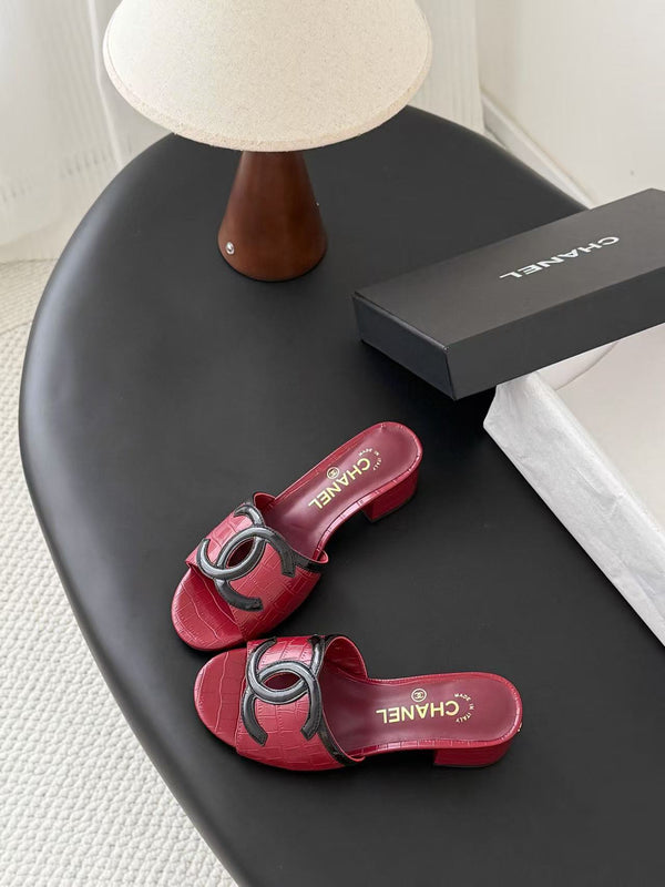 CC Sandals 5cm Burgundy Crocodile-Embossed Calfskin
