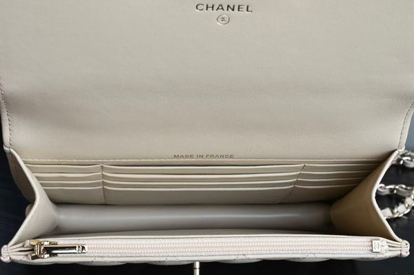 CC Top Handle Bag Beige 18cm Lambskin Gold Hardware