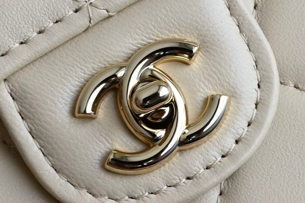 CC Top Handle Bag Beige 18cm Lambskin Gold Hardware