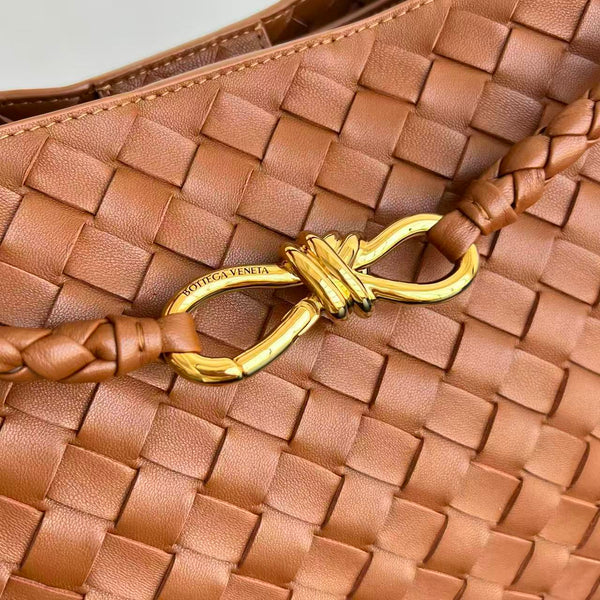 Bv Medium Andiamo 32cm Dark Tan Lambskin