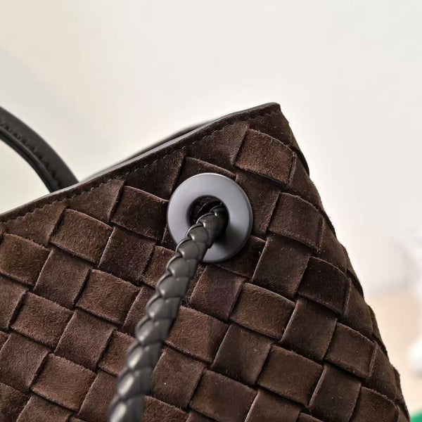 BV medium andiamo 32 dark brown suede