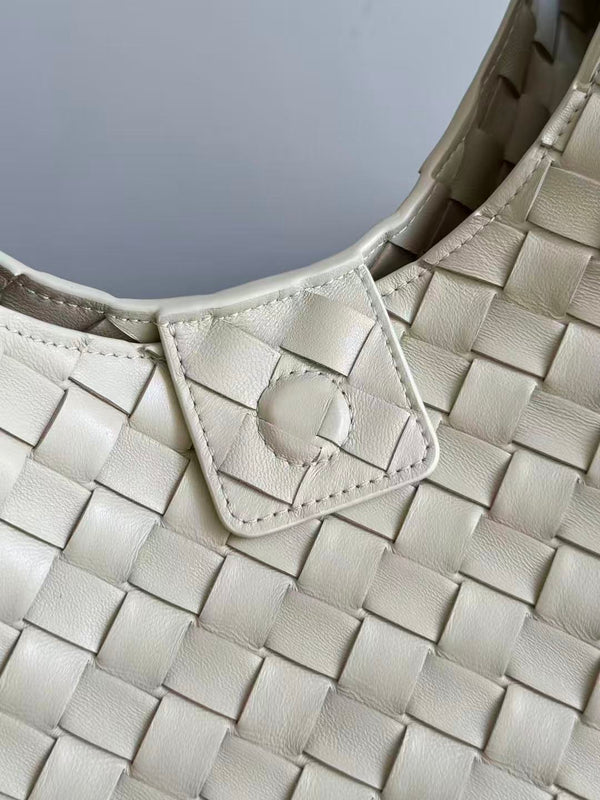 BV Campana Bag Intrecciato 33cm Cream Lambskin
