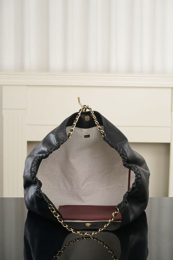 CC Quilted Large Tote Bag 43cm Black Cowhide Leather