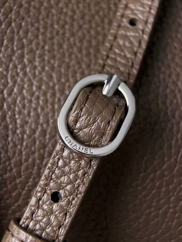 CC 2026 Maxi Flap Bag 32cm Brown Calfskin SHW