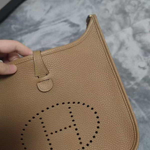 HM Evelyne III 23cm Brown Togo Gold Hardware