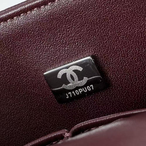 CC Classic Jumbo 25.5cm Burgundy Lambskin Silver Hardware