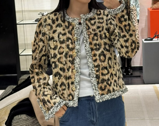 CC Métiers d'Art Leopard Jacket Gold Lion Buttons Brown Black Tweed 418391