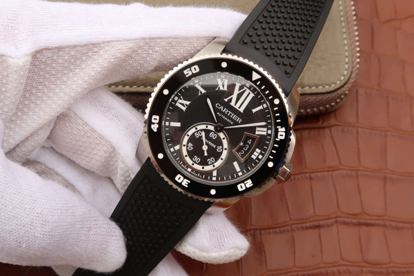 CALIBRE DIVER 42 AUTOMATIC STEEL CASE BLACK DIAL