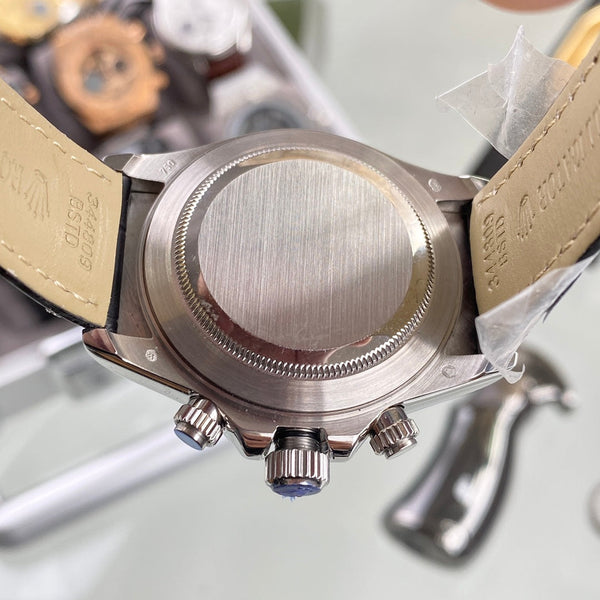 DAYTONA SET WITH 36 BAGUETTE-CUT DIAMONDS BLACK LEATHER