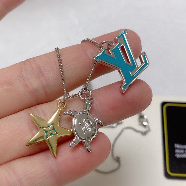LV TURTLE STAR STARFISH SILVER GOLDURY FAS NECKLACE