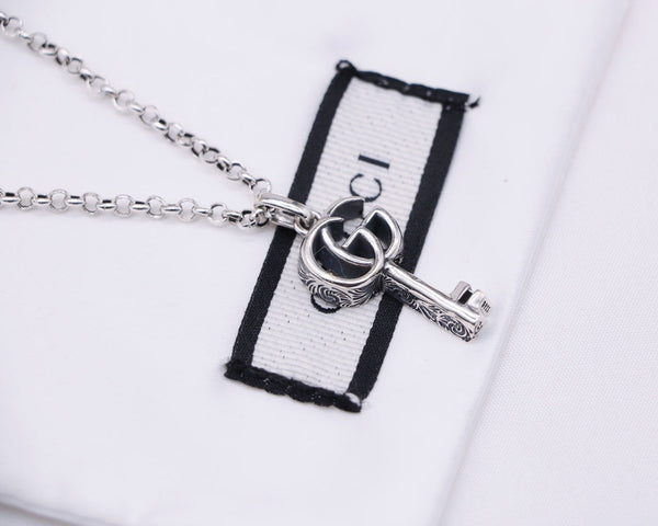 GG SILVER DOUBLE G KEY NECKLACE