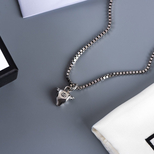GG DOUBLE CLASSIC RETRO STERLING SILVER COW NECKLACE