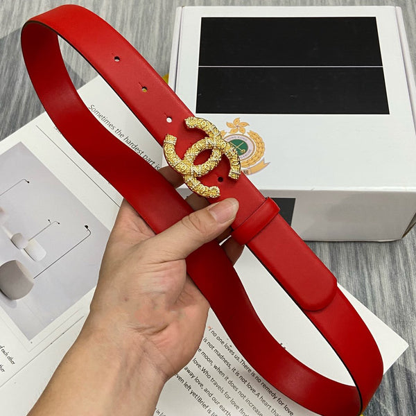 CEINTURE CC 30MM BOUCLE OR DIAMANT CUIR ROUGE