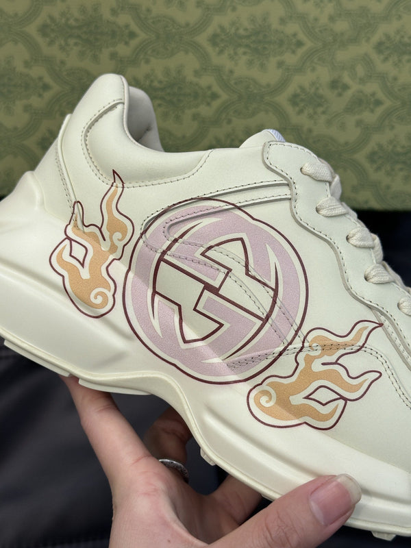 GG RHYTON LEATHER SNEAKERS WITH PINK LOGO