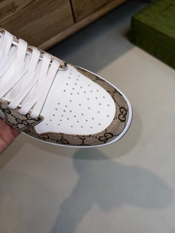 GG AIR JORDAN MARRONE BIANCO