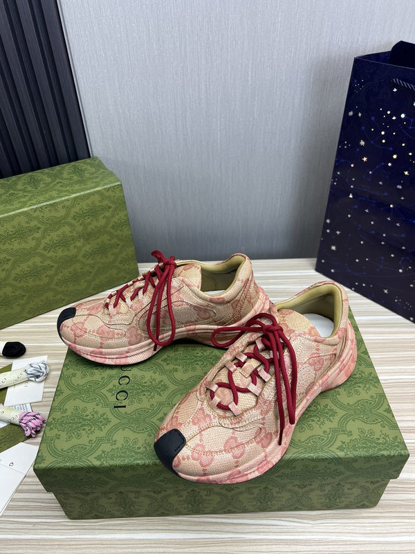 GG RUN DARK PINK LEATHER SNEAKERS