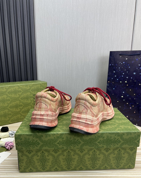 GG RUN DARK PINK LEATHER SNEAKERS