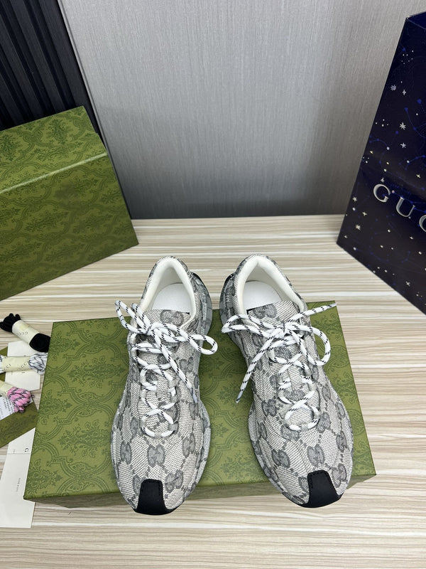 GG RUN GREY LEATHER SNEAKERS