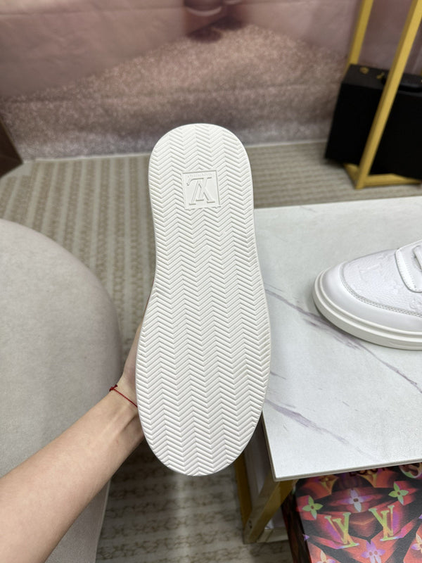 LV MENS MATCH UP SNEAKER MONOGRAM WHITE