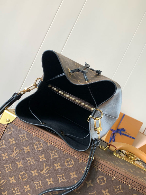 LV 26 Neonoe MM Monogram Brown Cowhide
