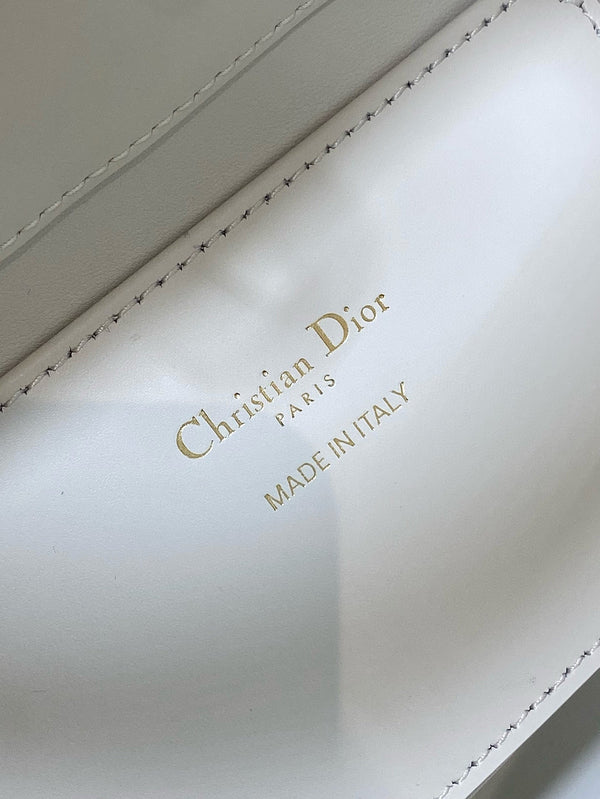 CD Small Toujours Vertical 18cm White Calfskin