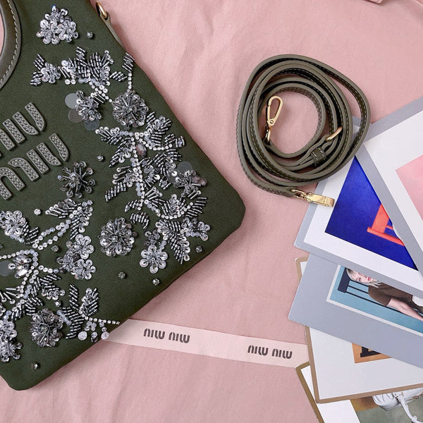 MIU IVY GABARDINE BAG 24CM IN OLIVE GREEN EMBROIDERED COTTON