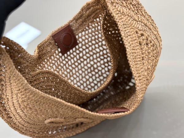 Chloe 2025 Summer Banana Hobo Bag Summery Brown In Raffia