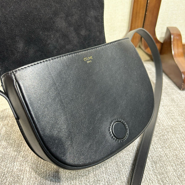 Celine Folco Cuire Triomphe Shoulder Bag Black Calfskin