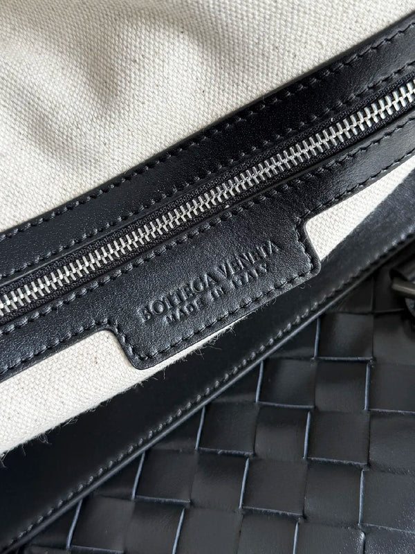 BV 25s Replica Bottega Veneta Duffel Bag Black Intrecciato leather