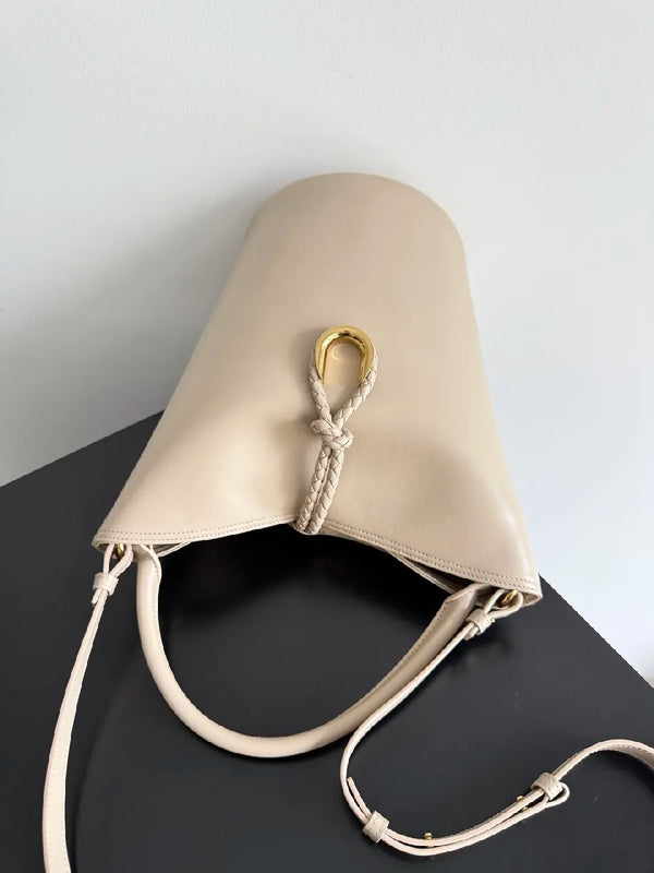 BV 25S Medium Liberta 30cm Beige Calfskin GHW