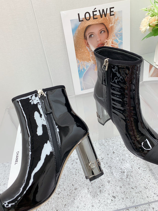 CC 2026 Bicolor Cap-Toe Boots 85mm Patent Leather 162120