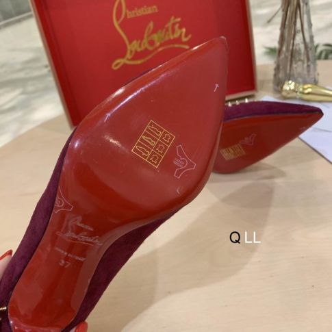 CL Anjalina Spike Pumps Suede Burgundy