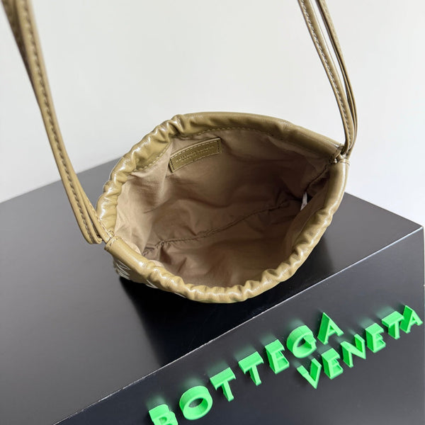 BV Small Dustbag 21cm Travertine Intrecciato Calfskin Leather