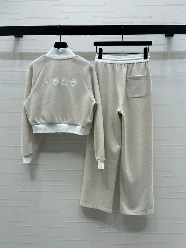Ensemble veste à col montant et pantalon en polyester Chanel 2026